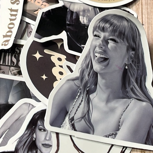 5for$10 Black And White Singer Taylor Swift 50Pc Stickers Notebook Accessories - Picture 3 of 4